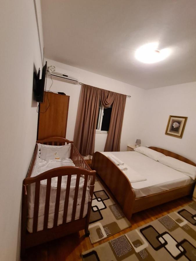 Apartments Hillside 乌尔齐尼 外观 照片