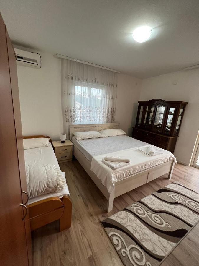 Apartments Hillside 乌尔齐尼 外观 照片