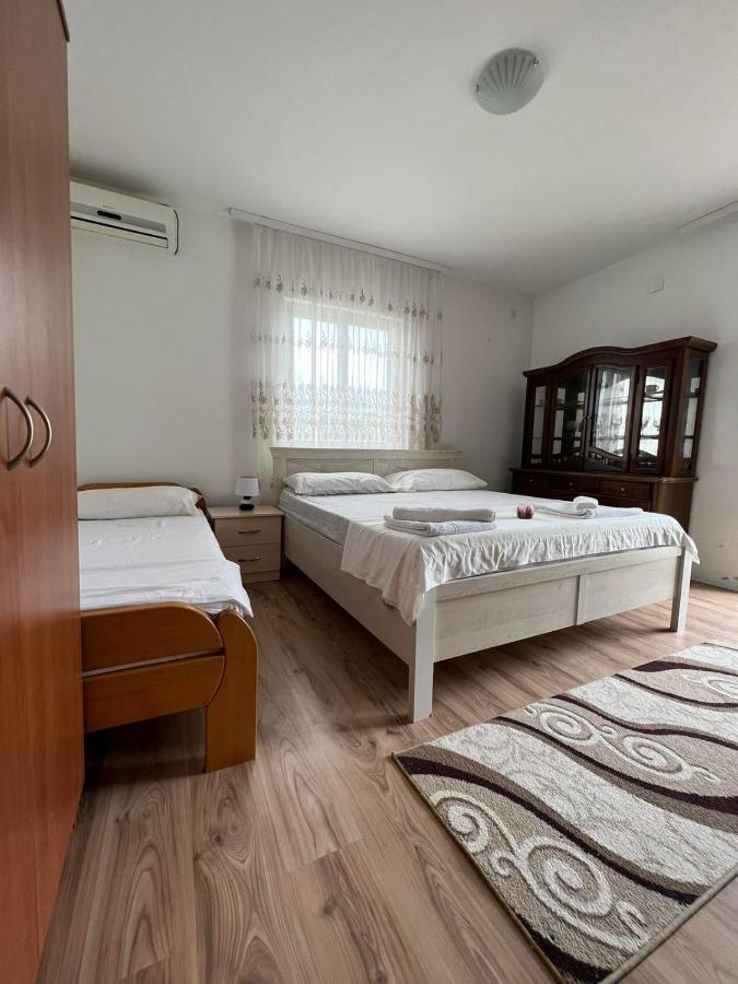 Apartments Hillside 乌尔齐尼 外观 照片