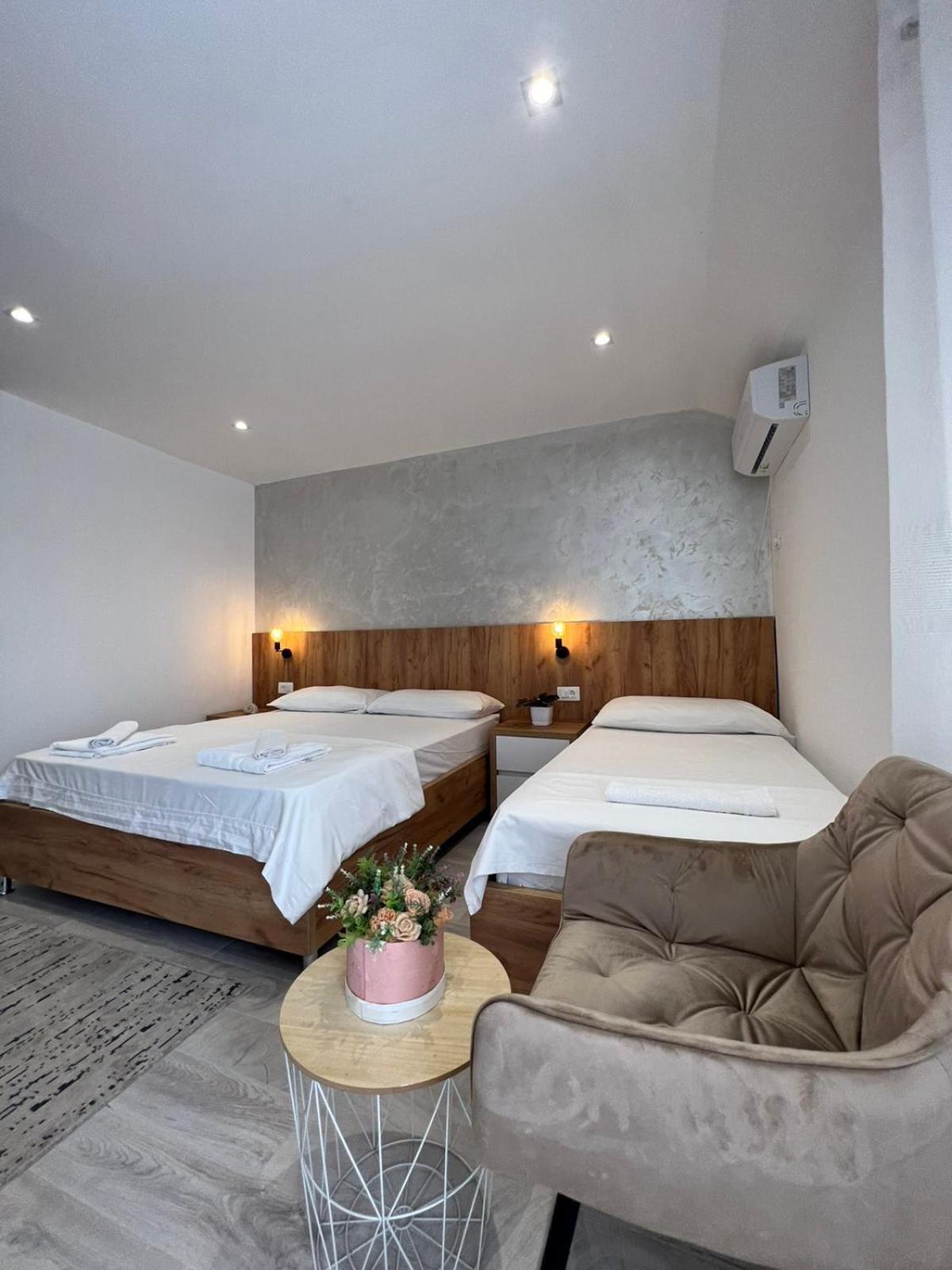 Apartments Hillside 乌尔齐尼 外观 照片