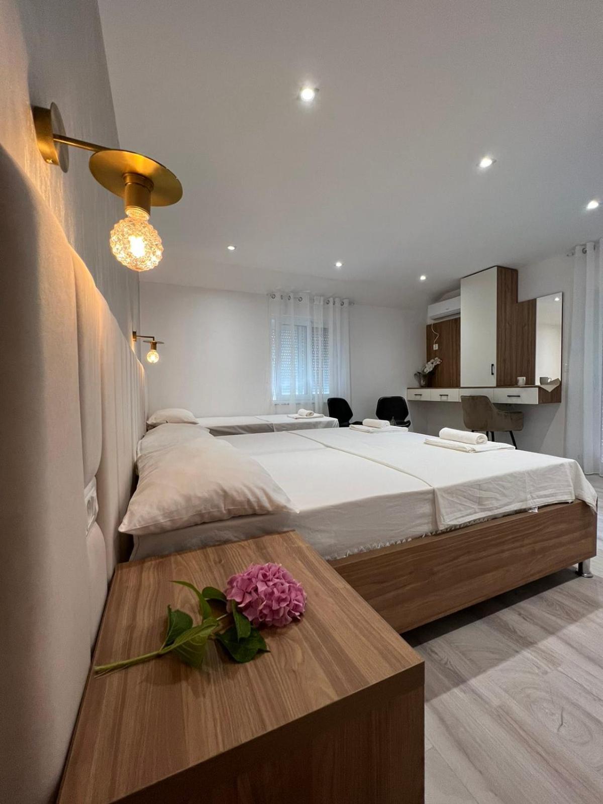 Apartments Hillside 乌尔齐尼 外观 照片