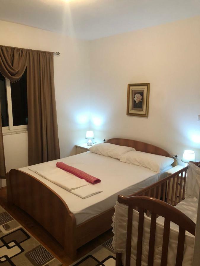 Apartments Hillside 乌尔齐尼 外观 照片